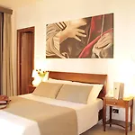 St. Peter' Six & 4* Rom