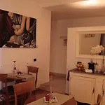 St. Peter' Six & 4* Rom