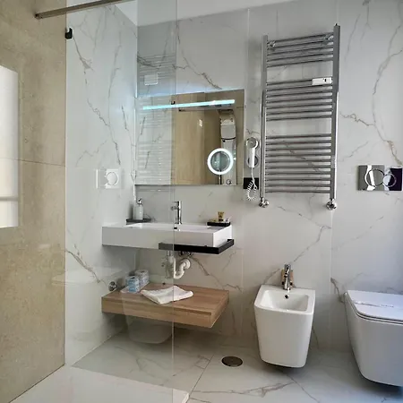 Bed & Breakfast St. Peter' Six & 4*