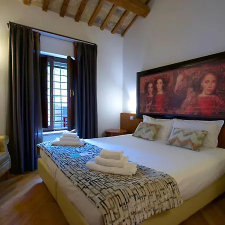 St. Peter' Six & 4* Rom