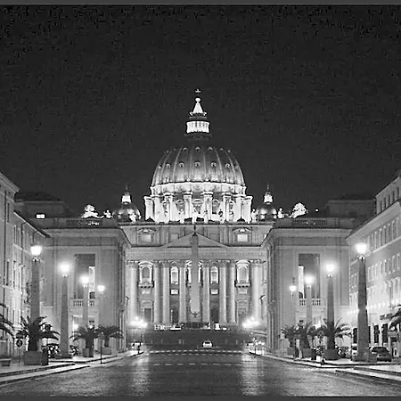 St. Peter' Six & Oda ve Kahvaltı Roma