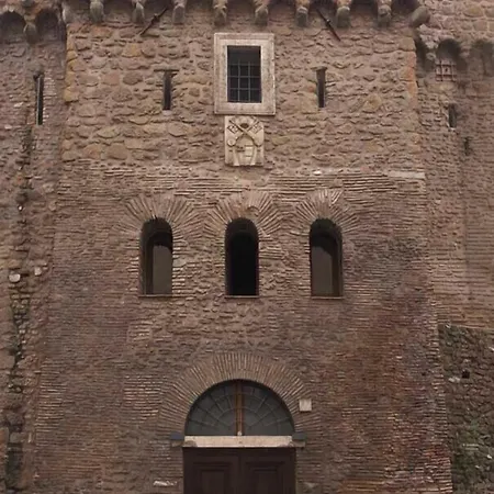 St. Peter' Six & 4* Róma