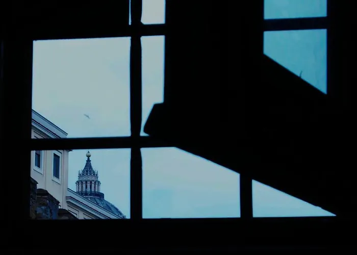 St. Peter' Six & 4* Róma