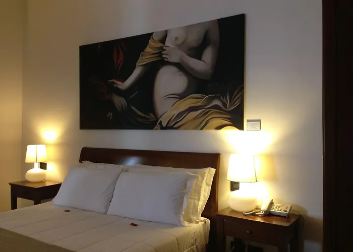 St. Peter' Six & Panzió Róma