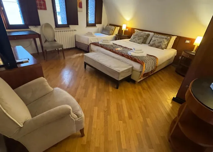 St. Peter' Six & Panzió